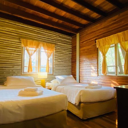 Khaokhoherbary Organicfarm&Resort Khao Kho Bagian luar foto