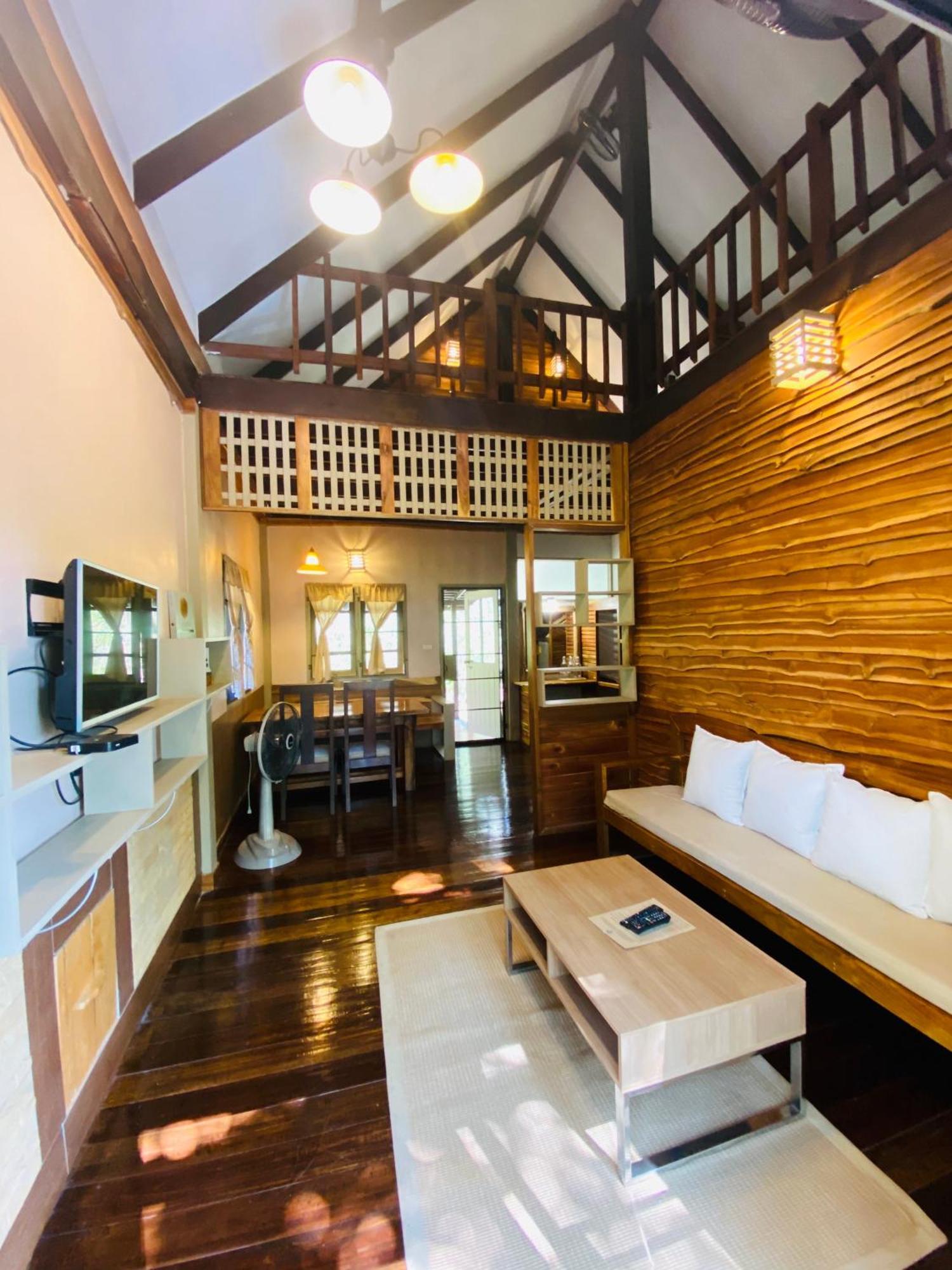 Khaokhoherbary Organicfarm&Resort Khao Kho Bagian luar foto